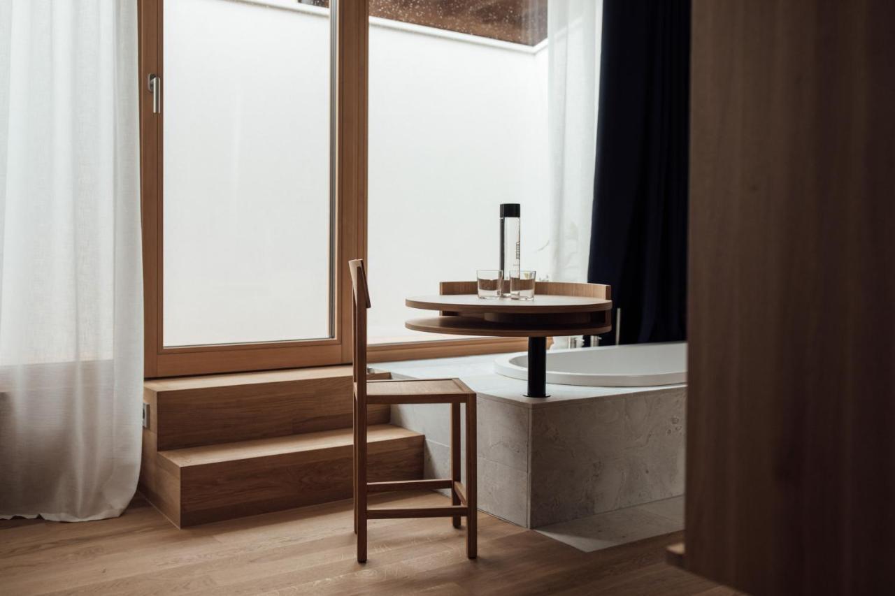 Haus Am Turm Hotel Випитено Екстериор снимка