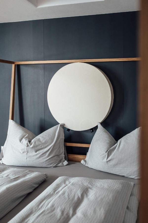Haus Am Turm Hotel Випитено Екстериор снимка