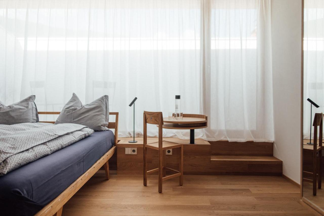 Haus Am Turm Hotel Випитено Екстериор снимка