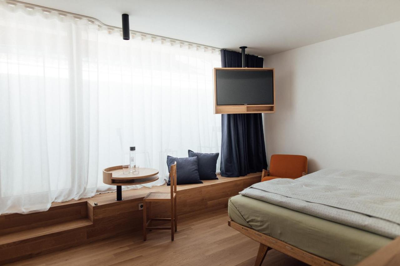 Haus Am Turm Hotel Випитено Екстериор снимка